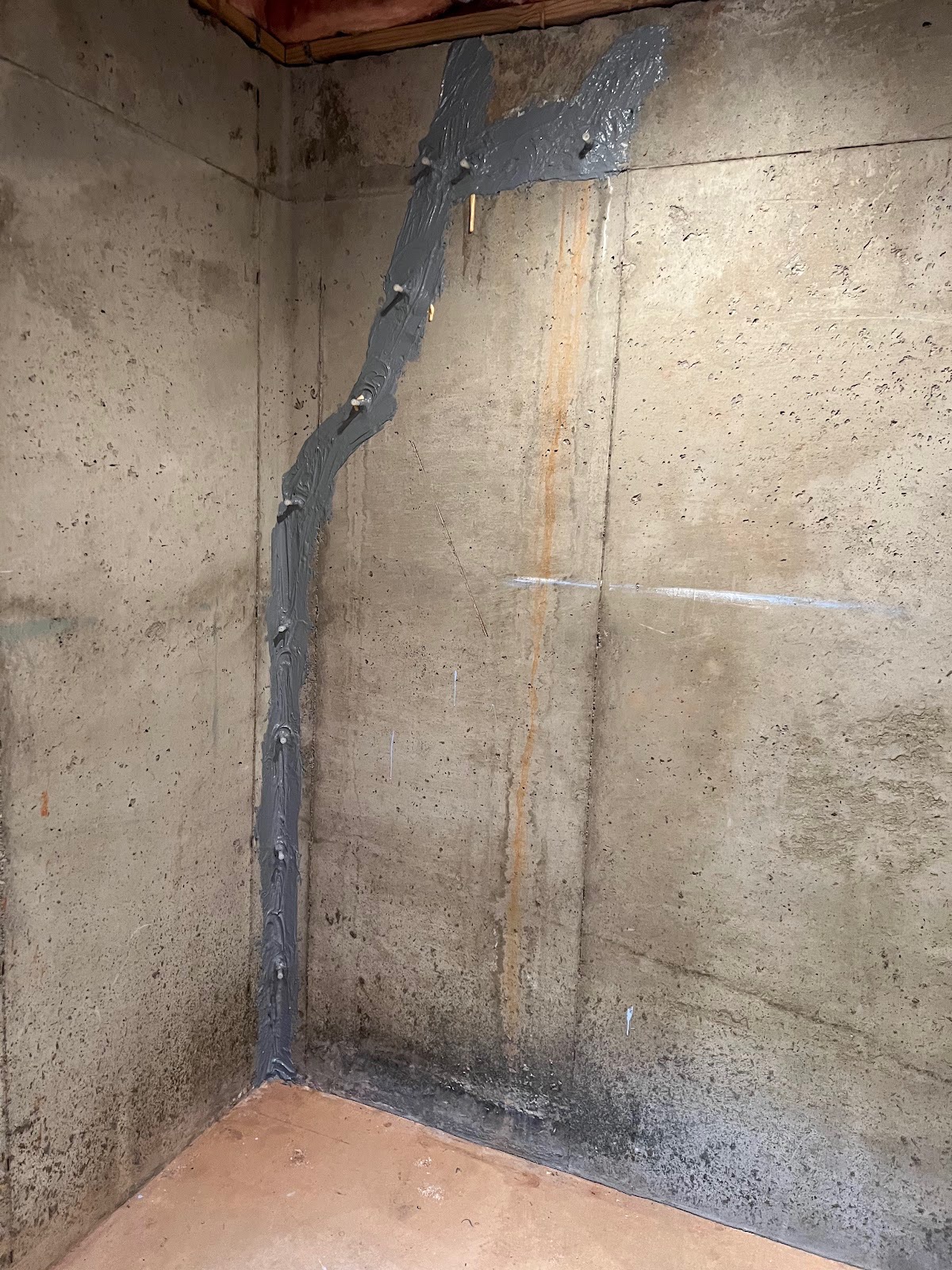 Foundation crack requiring epoxy injection