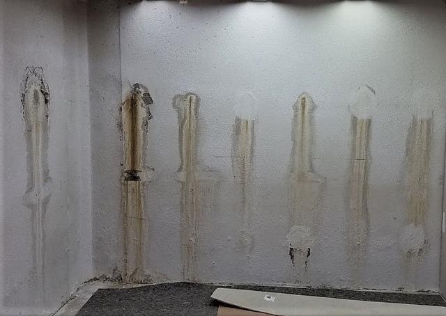 Tie rod hole sealing